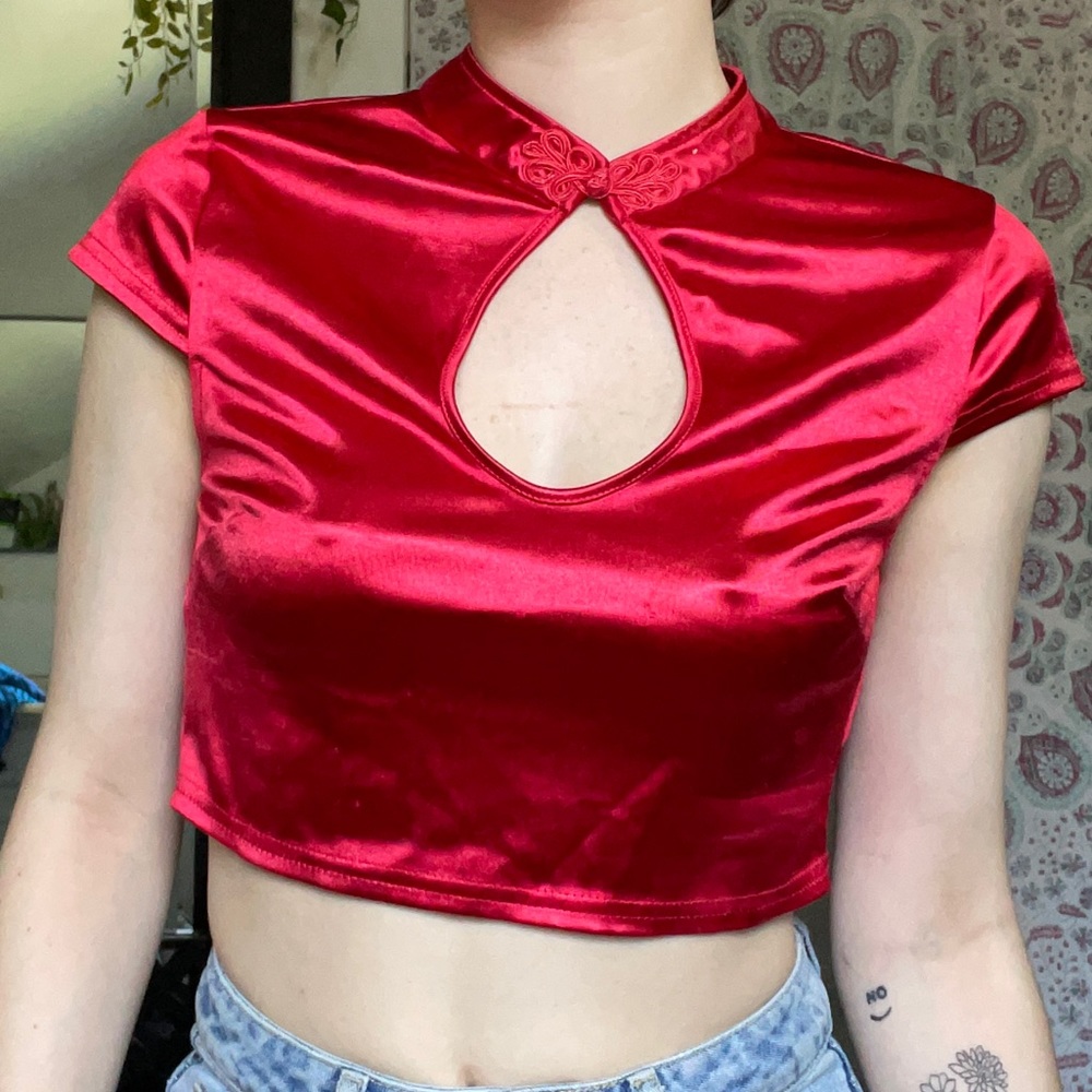 Fashion Nova Oriental Crop Top